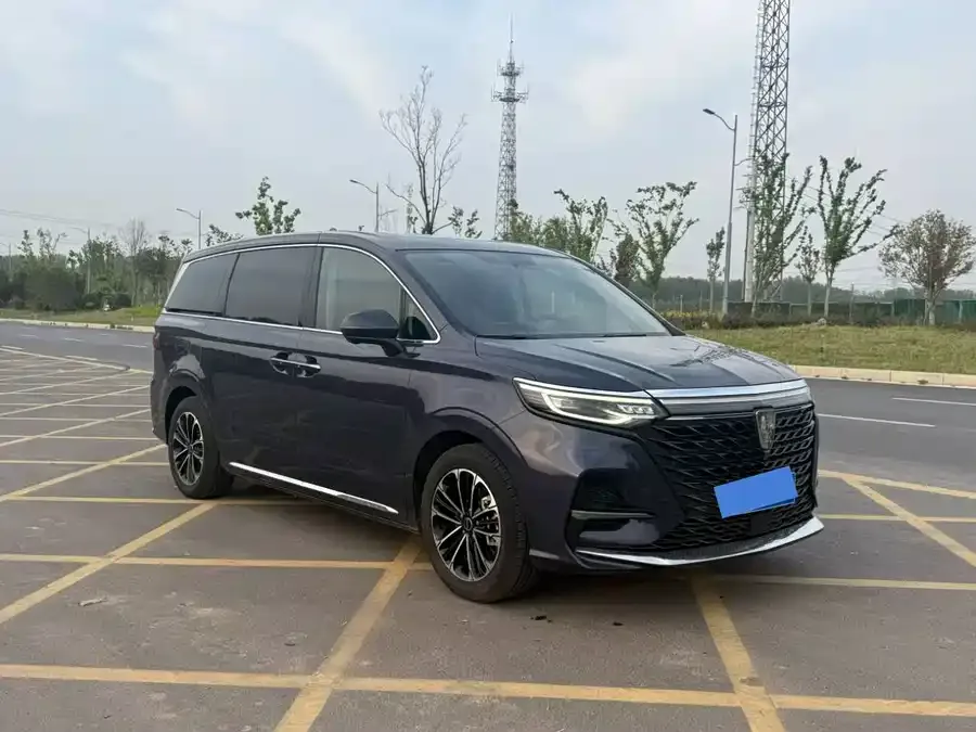 Roewe iMAX8 Roewe iMAX8 2022 400TGI Gathering Edition 2022 — миниатюра 3