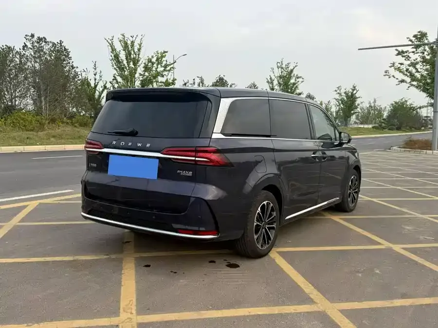 Roewe iMAX8 Roewe iMAX8 2022 400TGI Gathering Edition 2022 — миниатюра 4