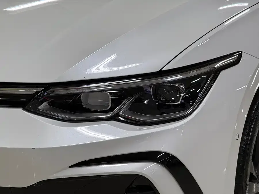 Volkswagen golf Golf 2023 facelift 280TSI DSG R-Line 2023 — миниатюра 3