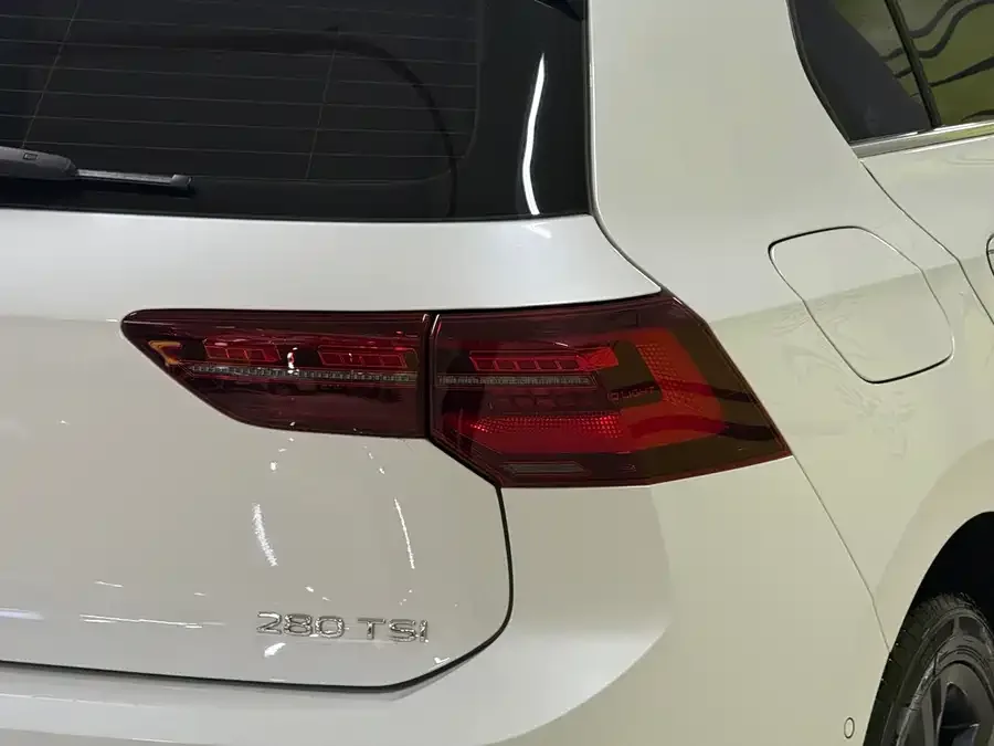 Volkswagen golf Golf 2023 facelift 280TSI DSG R-Line 2023 — миниатюра 4