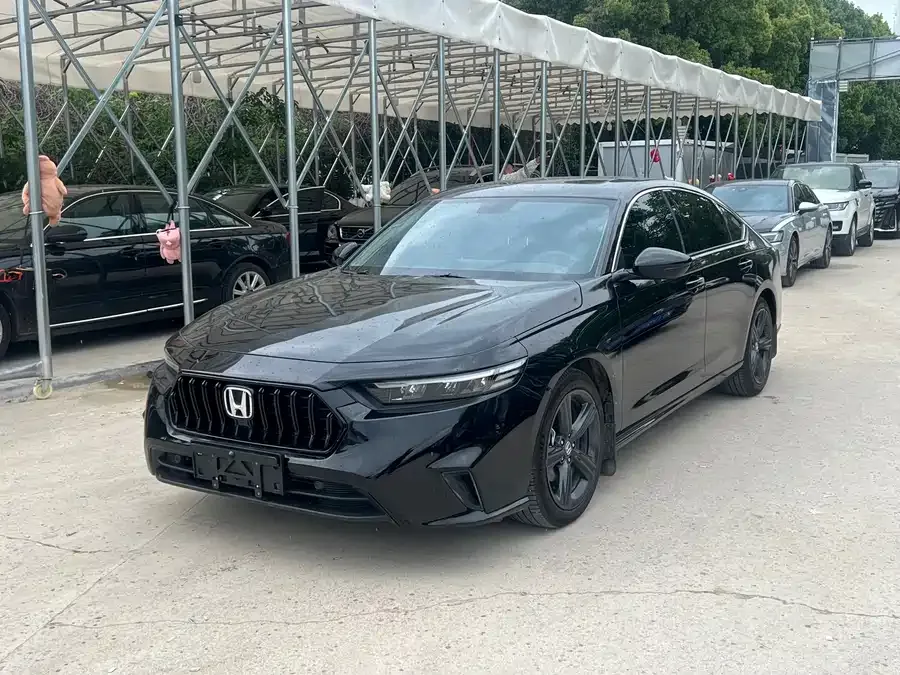 Honda Inspire Insignia 2025 260TURBO Elegant Edition 2025 — фото 1, купить с доставкой в Москву