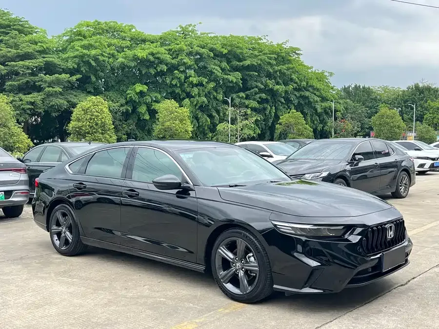 Honda Inspire 2023 Insignia 260TURBO Elegant Edition 2024 — миниатюра 3