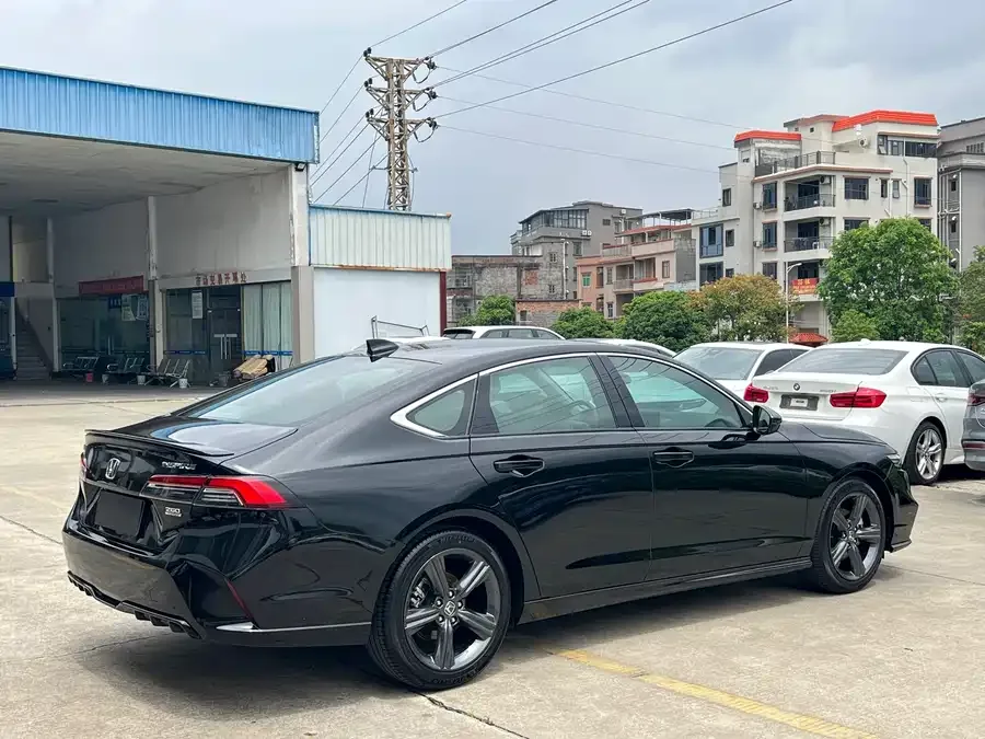 Honda Inspire 2023 Insignia 260TURBO Elegant Edition 2024 — миниатюра 4