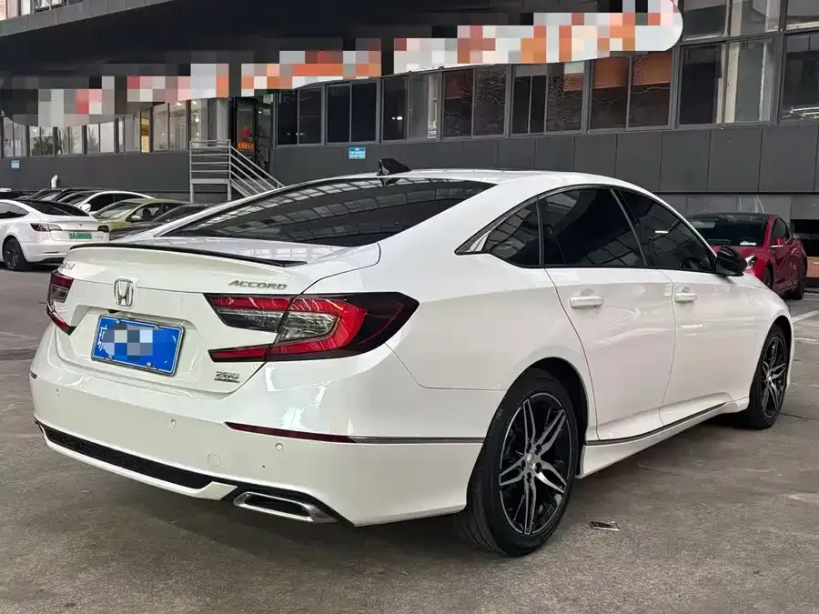Honda Accord 2022 Accord 260TURBO Fantasy Night Premium Edition 2022 — миниатюра 4