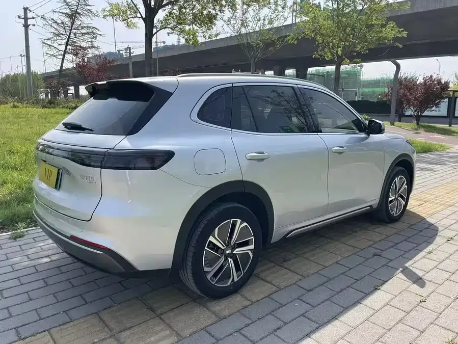 Geely Galaxy Starship 7 Galaxy Starship 7 2025 120km Exploration+ Edition 2025 — миниатюра 3