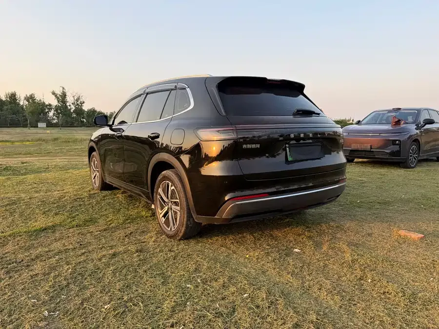 Geely Galaxy Starship 7 Galaxy Starship 7 2025 120km Exploration+ Edition 2025 — миниатюра 3