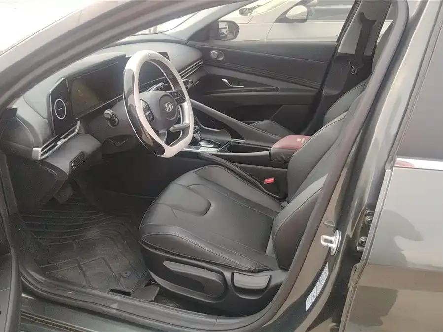 Hyundai Elantra Elantra 2023 1.5L CVT GLX Elite Edition 2023 — миниатюра 3