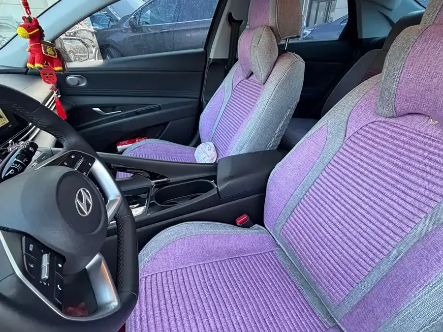 Hyundai Elantra Elantra 2023 1.5L CVT LUX Premium Edition 2023 — миниатюра 2