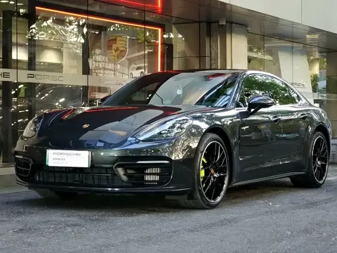 Porsche Panamera New Energy 2024 купить в Москве