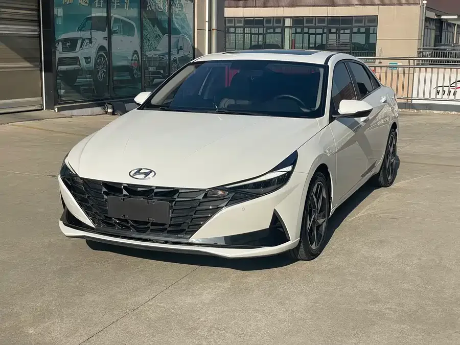 Hyundai Elantra Elantra 2021 1.5L CVT GLX Elite Edition 2022 — фото 1, купить с доставкой в Москву
