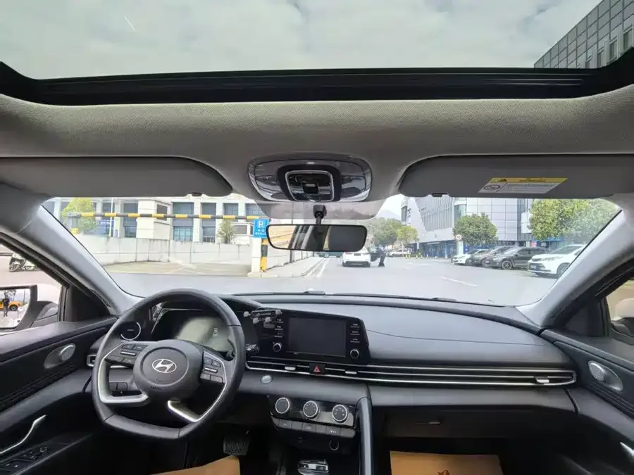 Hyundai Elantra Elantra 2023 1.5L CVT GLX Elite Edition 2024 — миниатюра 3