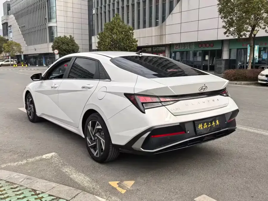 Hyundai Elantra Elantra 2023 1.5L CVT GLX Elite Edition 2024 — миниатюра 4