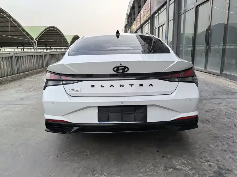 Hyundai Elantra Elantra 2021 1.5L CVT GLX Elite Edition 2022 — миниатюра 2