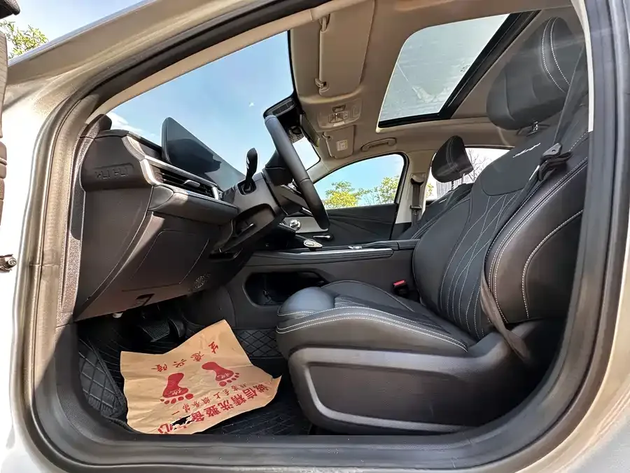 Chery Arrizo 8 Arrizo 8 2024 1.6T DCT Intelligent 2025 — миниатюра 4