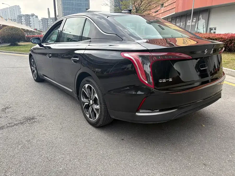 Hongqi E-QM5 Hongqi E-QM5 2021 Charging Qiyue Edition 2023 — миниатюра 5