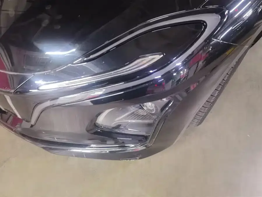Hongqi E-QM5 Hongqi E-QM5 2023 620km PLUS 2023 — миниатюра 2
