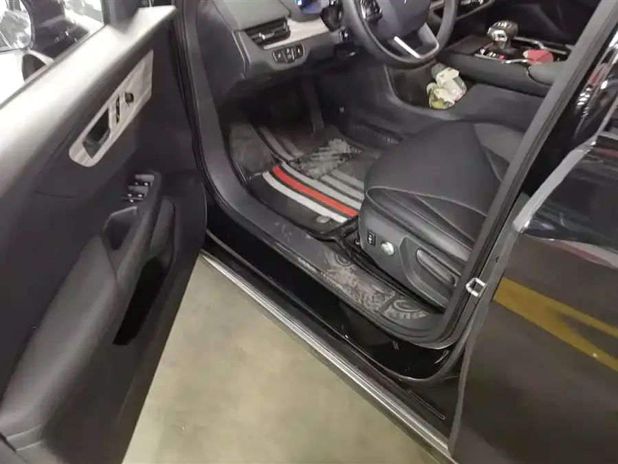 Hongqi E-QM5 Hongqi E-QM5 2023 620km PLUS 2023 — миниатюра 3