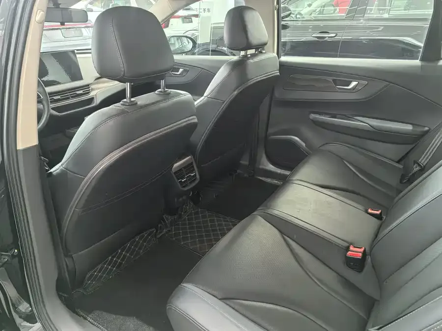 Hongqi E-QM5 Hongqi E-QM5 2023 facelift basic travel version 2023 — миниатюра 2