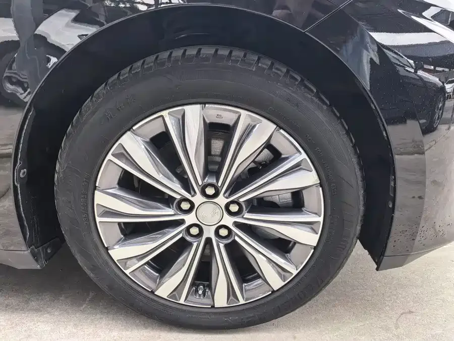 Hongqi E-QM5 Hongqi E-QM5 2022 431km Charging Enjoyment Edition 2022 — миниатюра 2