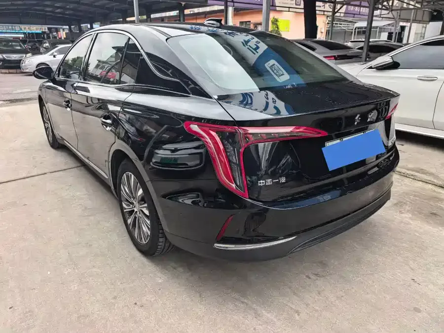Hongqi E-QM5 Hongqi E-QM5 2022 431km Charging Enjoyment Edition 2022 — миниатюра 4