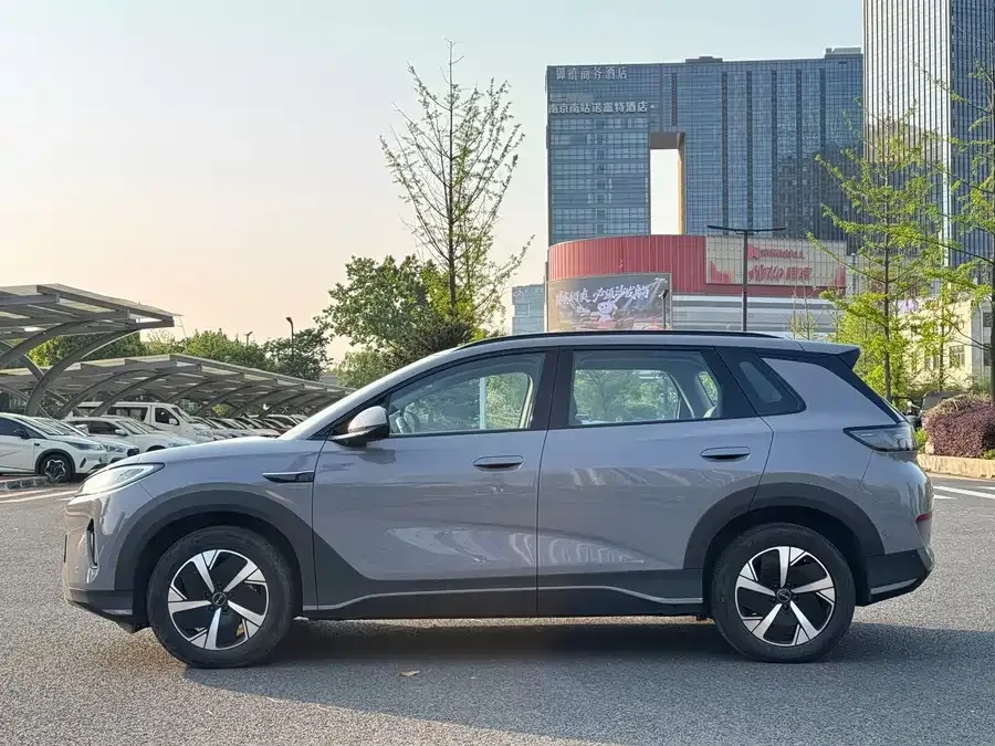 BYD Sea Lion 05 EV Sea Lion 05 EV 2025 520KM Flagship Smart Navigation Edition 2025 — миниатюра 2