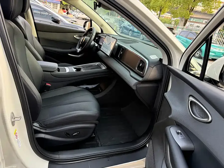 BYD Sea Lion 05 EV Sea Lion 05 EV 2025 520KM Intelligent Navigation Edition 2025 — миниатюра 4