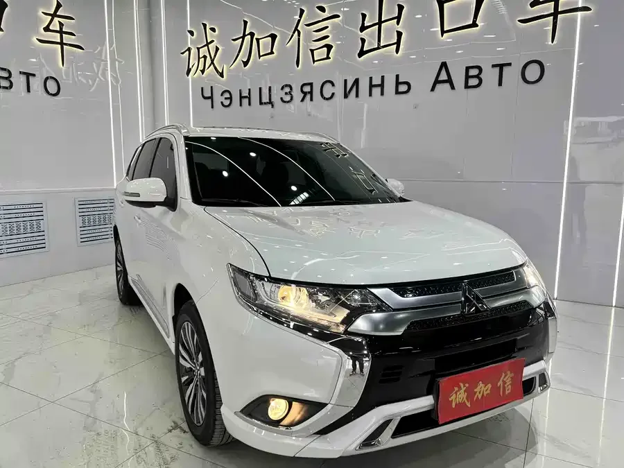 Mitsubishi Outlander Outlander 2021 2.0L 2WD Enjoy Edition 5 Seaters 2023 — миниатюра 3