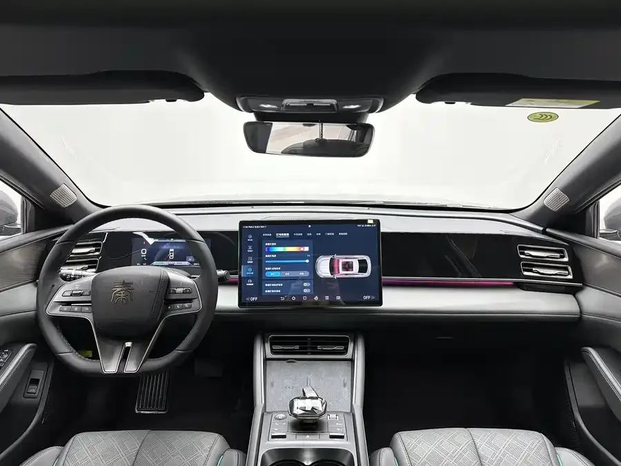BYD Qin L Qin L 2024 DM-i 120KM Excellence Edition 2026 — миниатюра 5