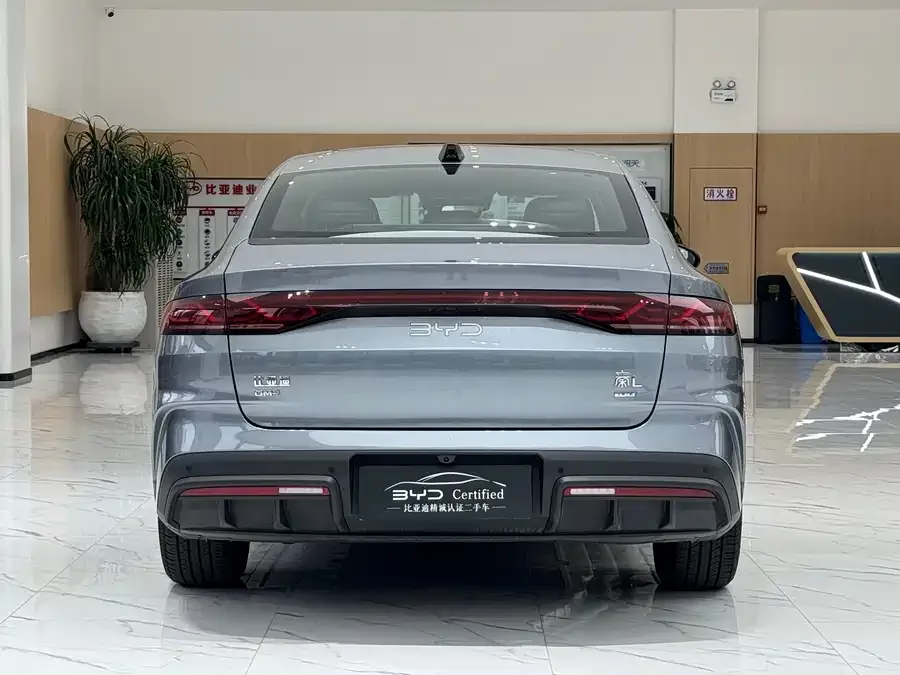 BYD Qin L Qin L 2025 DM-i Intelligent Driving Edition 120KM Beyond Edition 2025 — миниатюра 5