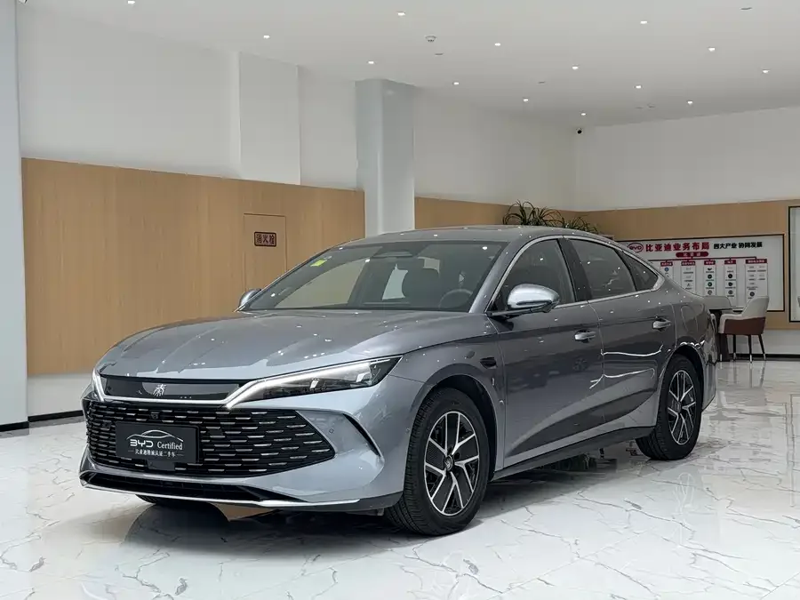 BYD Qin L Qin L 2025 DM-i Intelligent Driving Edition 120KM Beyond Edition 2025 — фото 1, купить с доставкой в Москву