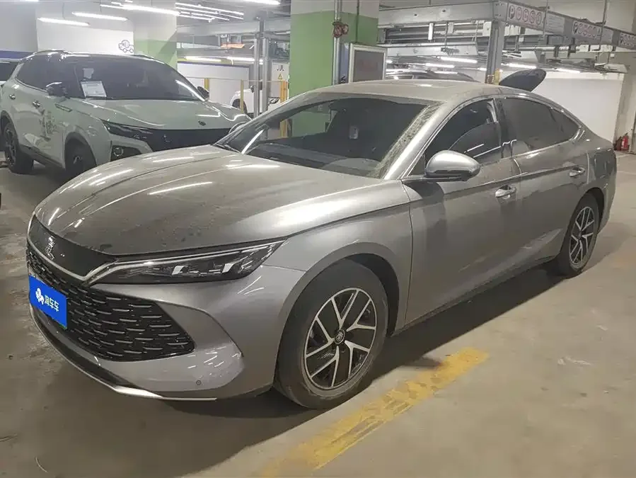 BYD Qin L Qin L 2024 DM-i 120KM Beyond Edition 2024 — фото 1, купить с доставкой в Москву