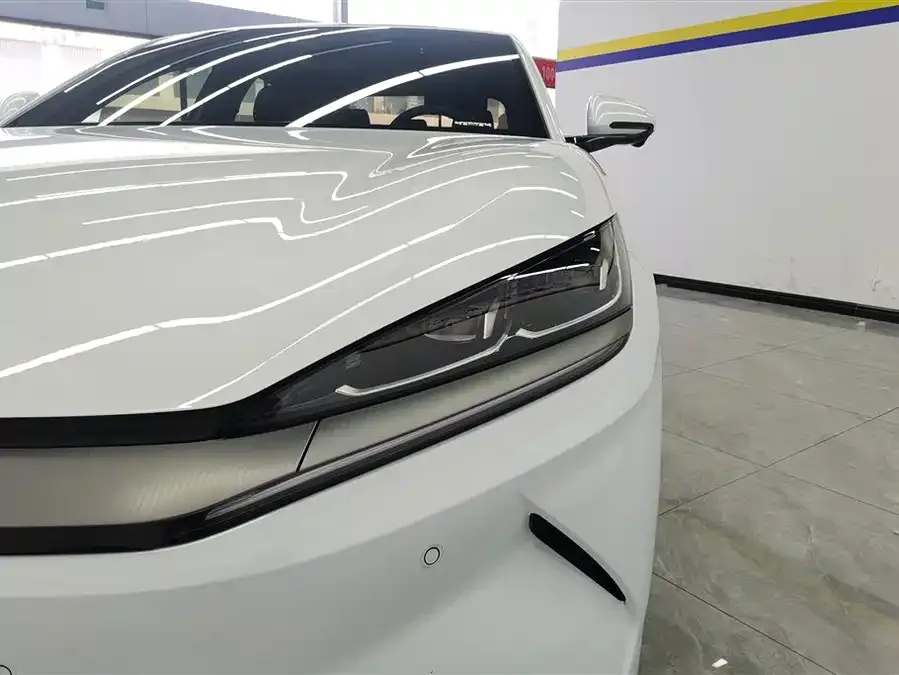 BYD Qin L Qin L 2025 EV 545KM Beyond Edition 2025 — миниатюра 2