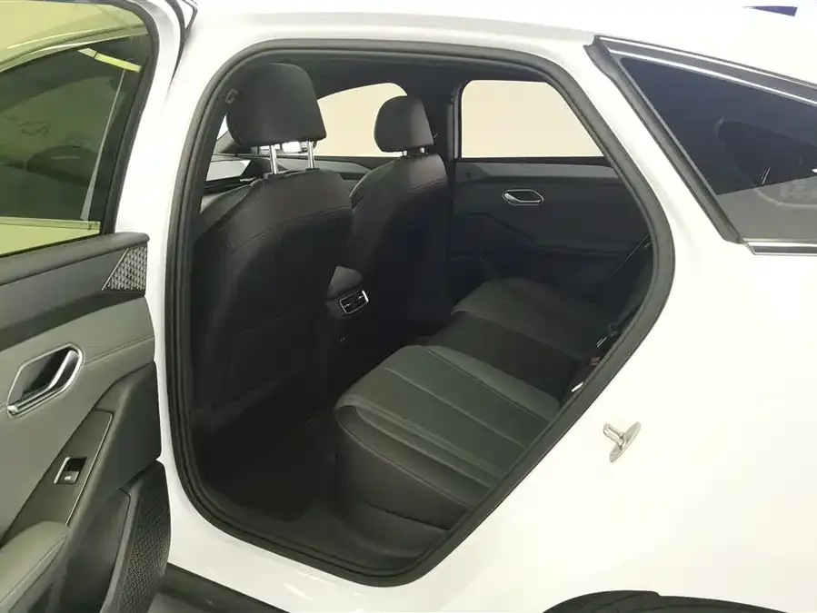 BYD Qin L Qin L 2025 EV 545KM Beyond Edition 2025 — миниатюра 5