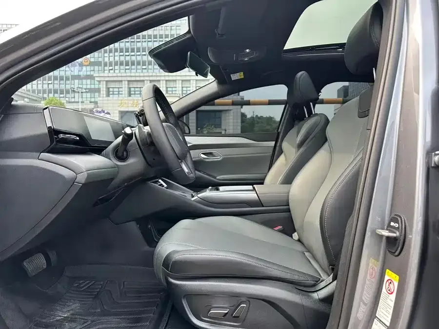 BYD Qin L Qin L 2025 EV 545KM Excellence Edition 2025 — миниатюра 5