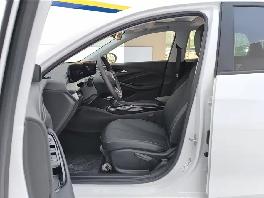Buick Verano Verano 2023 Pro Enjoy Edition 2024 — миниатюра 3