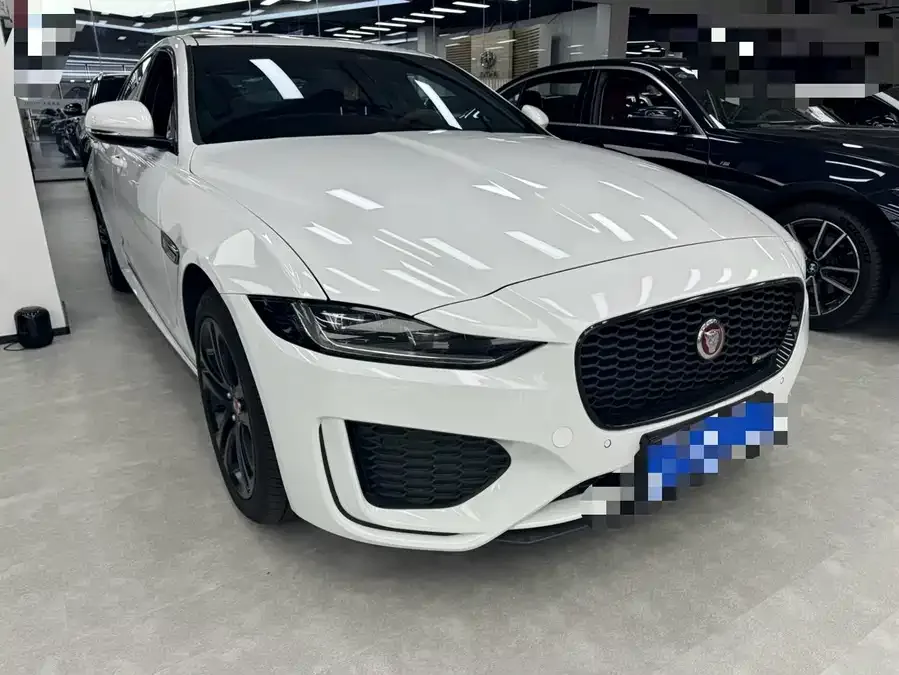 Jaguar XEL 2022 2.0T 250PS R-DYNAMIC S aggressive sports version 2022 — миниатюра 3