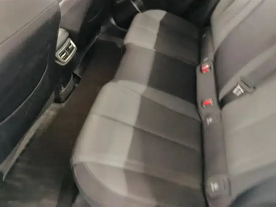 BYD Qin L Qin L 2025 DM-i Intelligent Driving Edition 120KM Beyond Edition 2025 — миниатюра 5