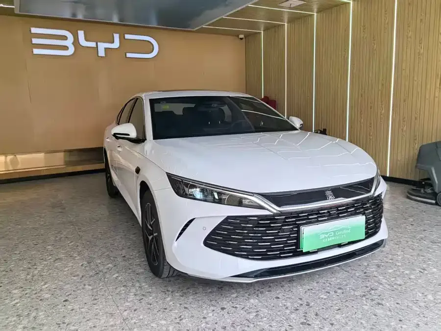 BYD Qin L Qin L 2025 DM-i Intelligent Driving Edition 120KM Beyond Edition 2025 — миниатюра 2