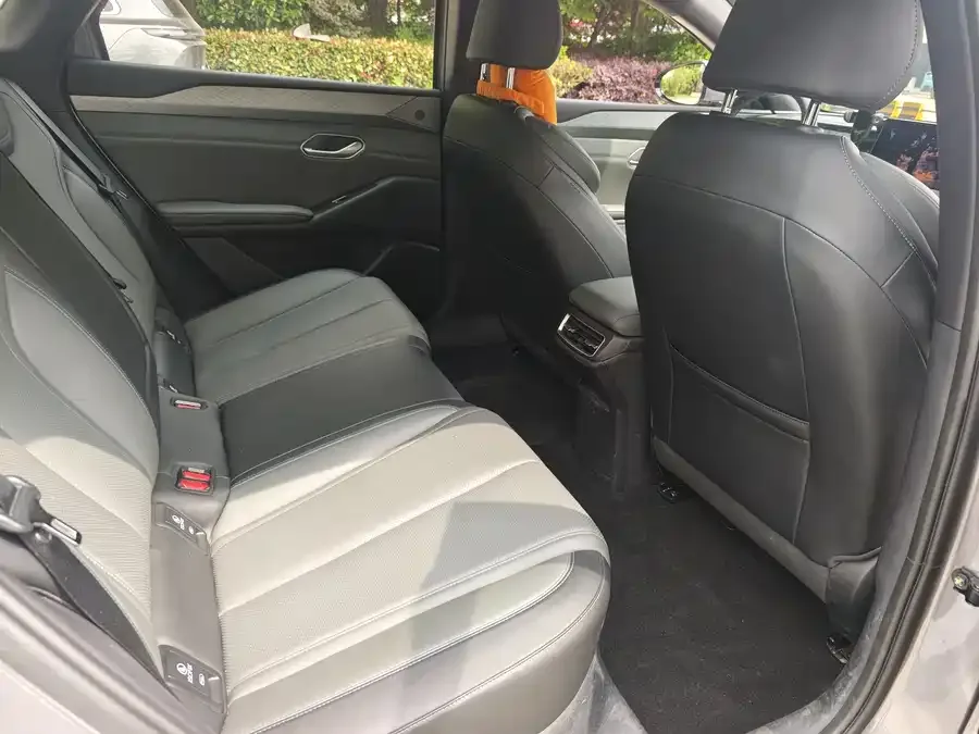 BYD Qin L Qin L 2025 EV 545KM Beyond Edition 2025 — миниатюра 5