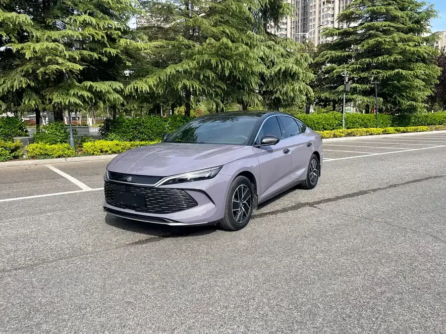 BYD Qin L Qin L 2024 DM-i 120KM Beyond Edition 2025 — фото 1, купить с доставкой в Москву