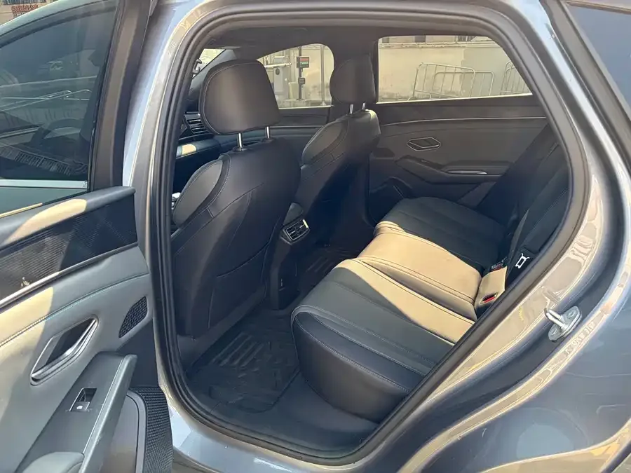 BYD Qin L Qin L 2024 DM-i 80KM Beyond Edition 2024 — миниатюра 2