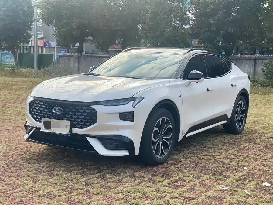 Ford EVOS EVOS 2022 EcoBoost 245 Sports Edition 2022 — миниатюра 3