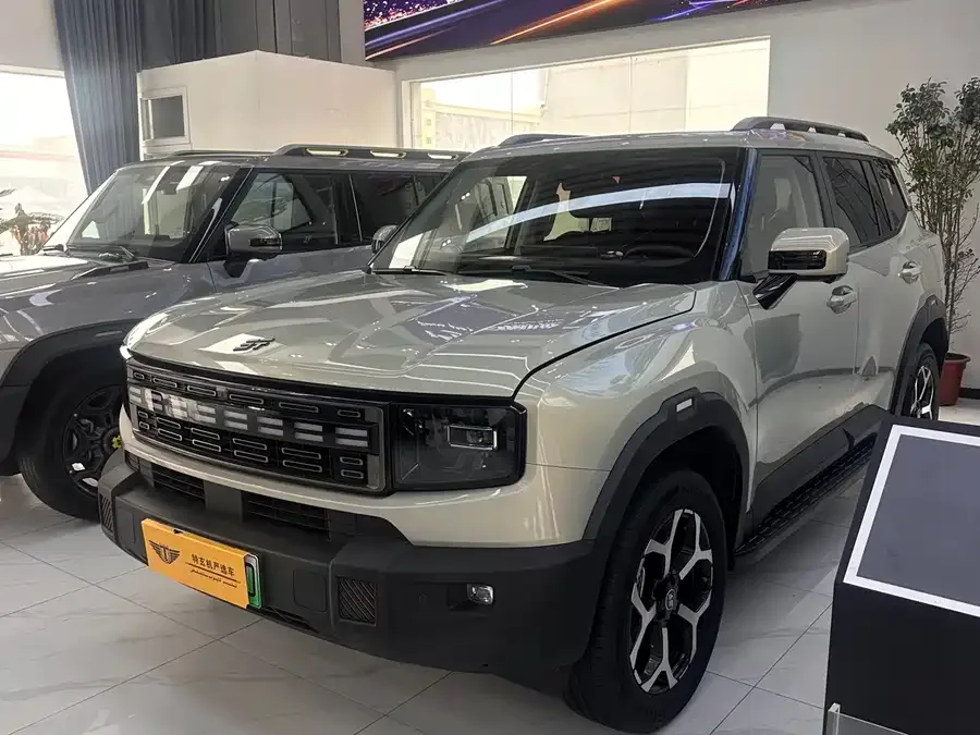 Jetour traveler Jetour Traveler 2023 1.5T 2WD Discovery 2024 — фото 1, купить с доставкой в Москву