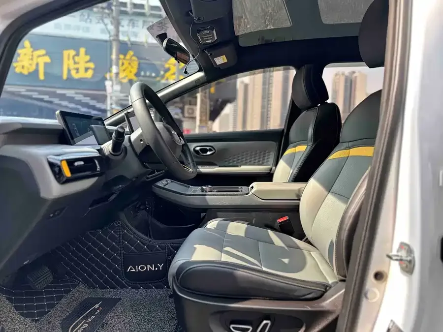 AION AION Y AION Y 2022 70 Smart Edition Lithium Iron Phosphate 2022 — миниатюра 2