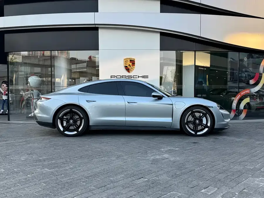 Porsche Taycan Taycan 2025 Taycan 2024 — миниатюра 2