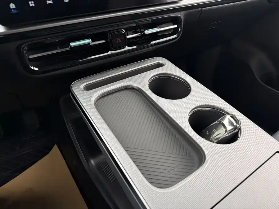 AION AION Y AION Y 2025 Plus 510 Enjoy Edition 58.9kWh 2025 — миниатюра 3