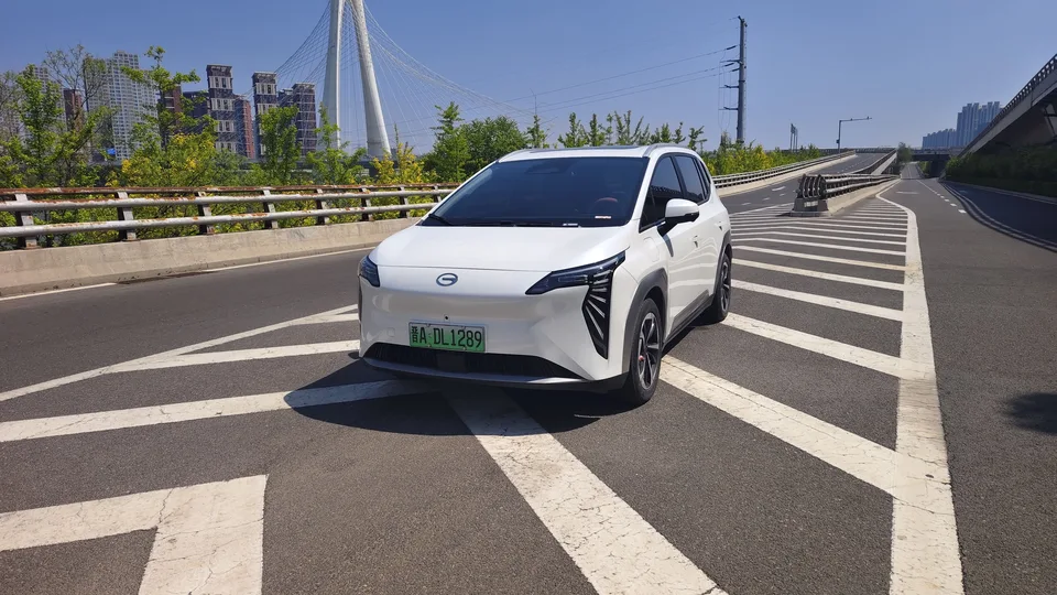 AION AION Y AION Y 2023 Younger 2023 — фото 1, купить с доставкой в Москву