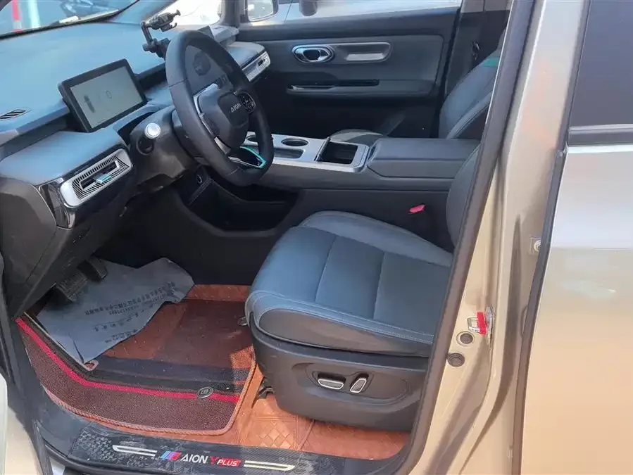 AION AION Y AION Y 2024 Plus 510 Smart Driving Edition 2024 — миниатюра 3