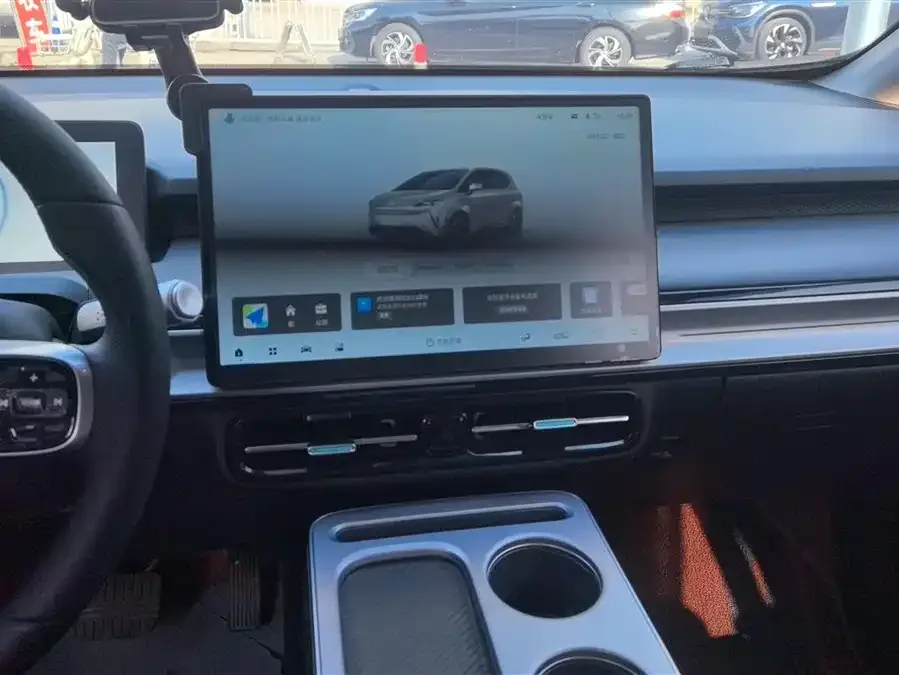 AION AION Y AION Y 2024 Plus 510 Smart Driving Edition 2024 — миниатюра 4