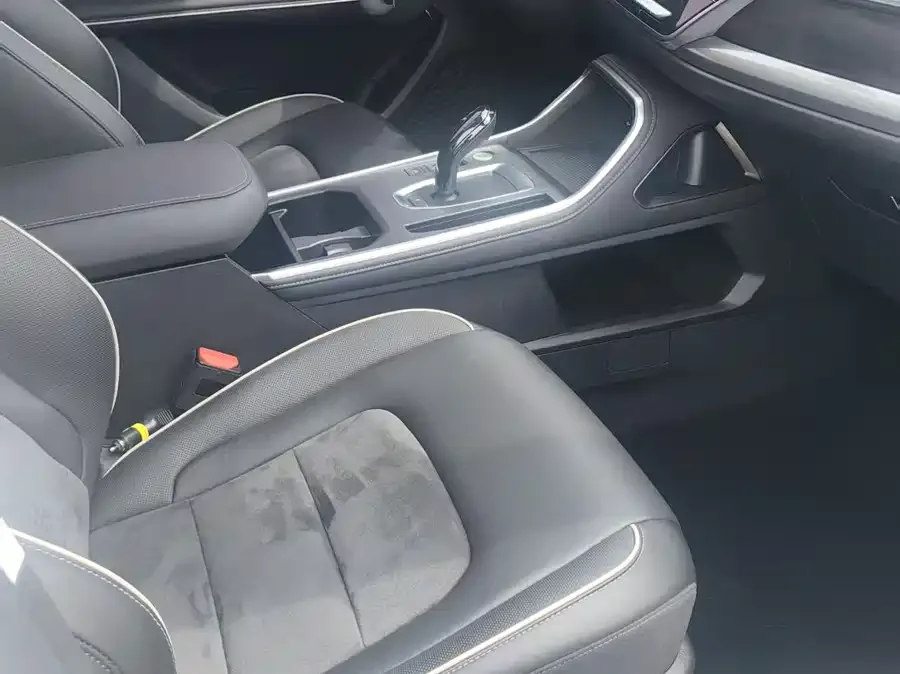 Haval H6 Haval H6 2021 National Fashion Edition 1.5T Automatic Urban Edition 2022 — миниатюра 3